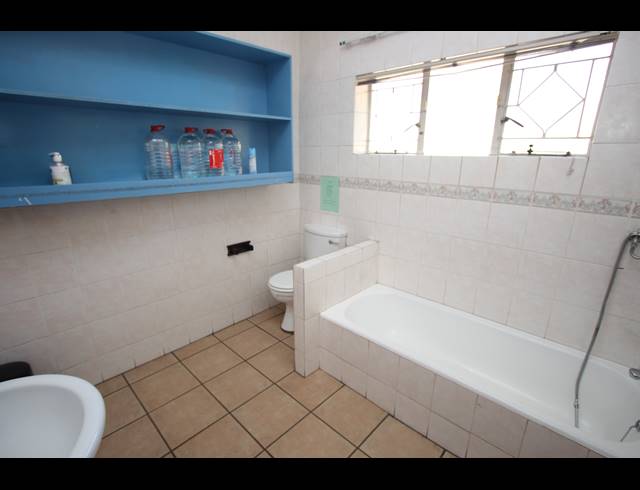 4 BEDROOM HOUSE TO LET IN ESSEXWOLD